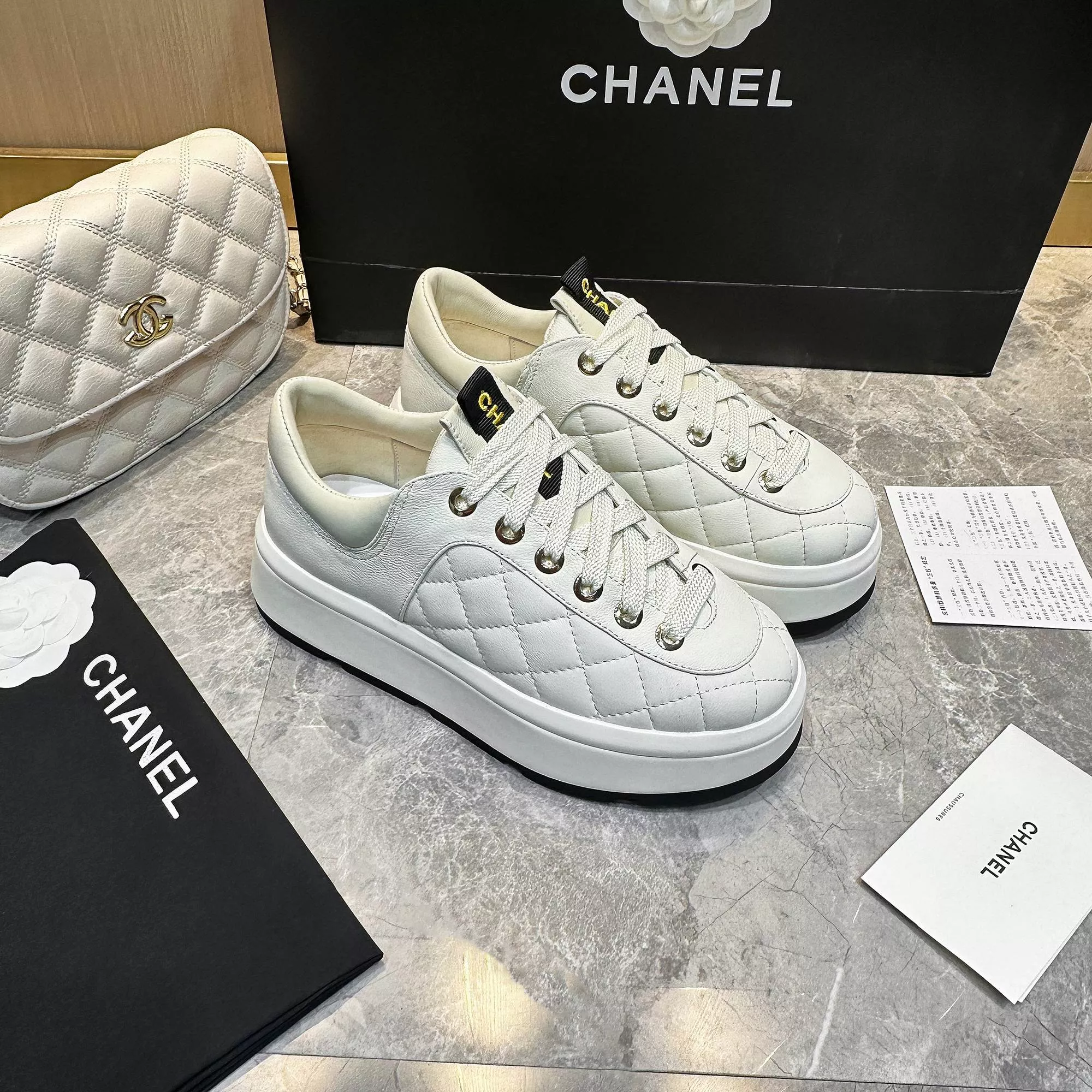 chanel decontractees chaussures pour femme s_12761531